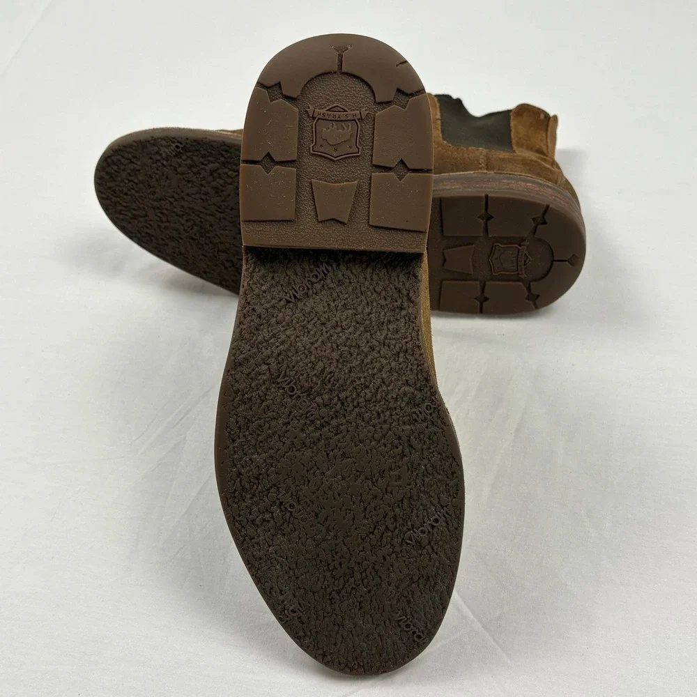 H S Trask Britton Chelsea Waxed Suede Boots 8M  Brown Vibram Soles EUC